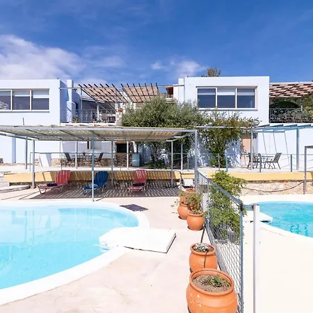Sarakinas Residences