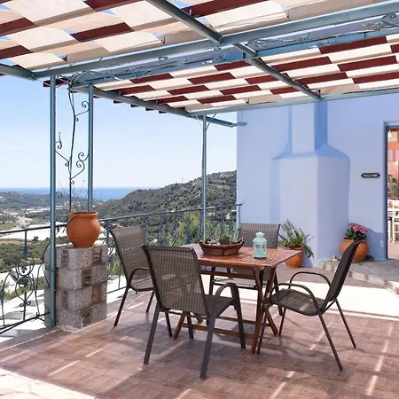 Sarakinas Residences Myrtos